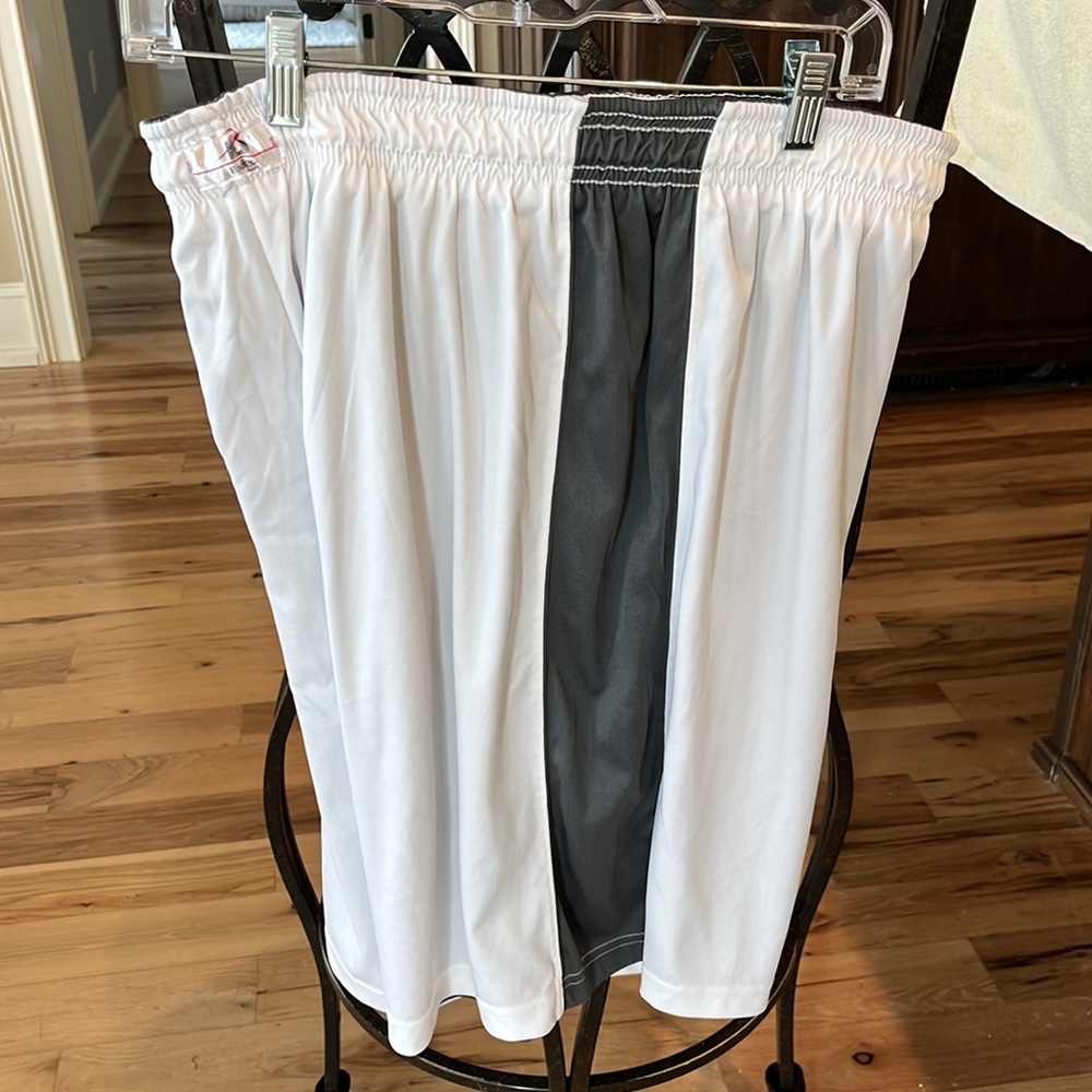 Reversible Athletic Basketball Shorts White Gray Mens Large Badger